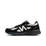 990v4 Black White
